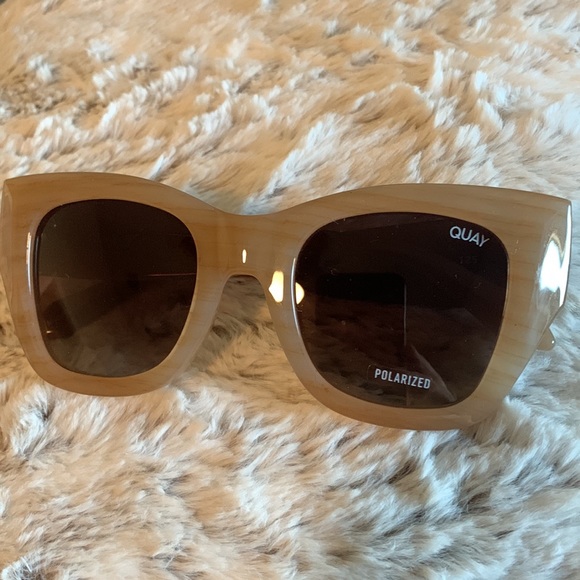 QUAY After Hours Bevel Polarized Sunglasses Ivory Tortoise Stripe Brown Lenses - Picture 5 of 9